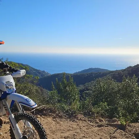 Bed & Breakfast La Roqueta