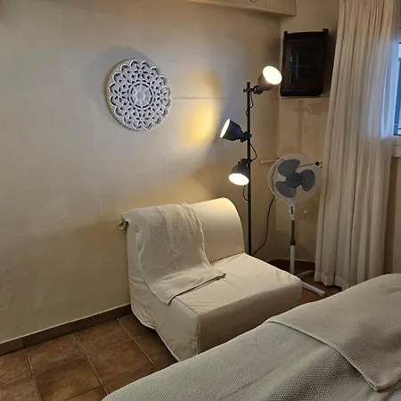 La Roqueta לינה וארוחת בוקר