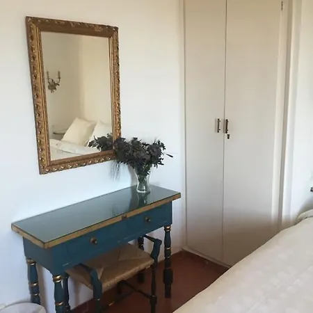 La Roqueta Nocleg ze śniadaniem 4*