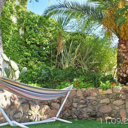 Bed & Breakfast La Roqueta