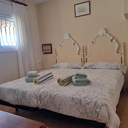 Oda ve Kahvaltı La Roqueta Tossa de Mar