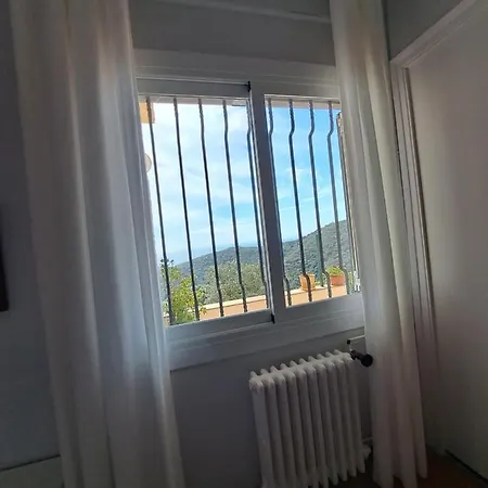 Oda ve Kahvaltı La Roqueta