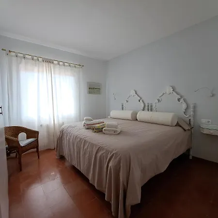 La Roqueta Oda ve Kahvaltı 4*