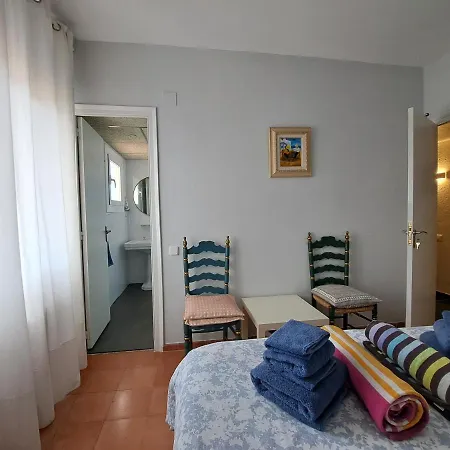 Oda ve Kahvaltı La Roqueta