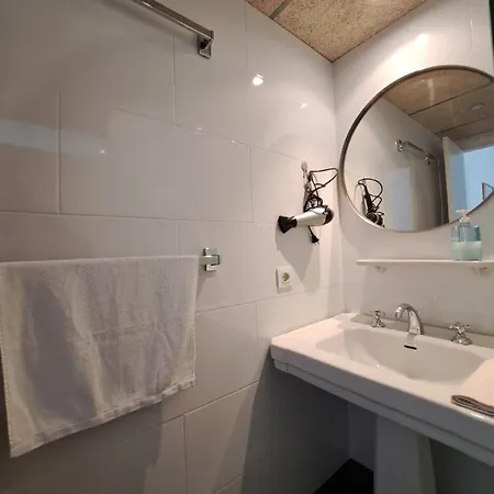 Oda ve Kahvaltı La Roqueta Tossa de Mar