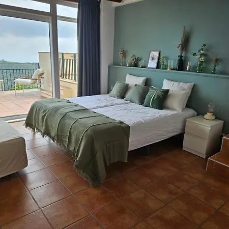 La Roqueta Bed and Breakfast