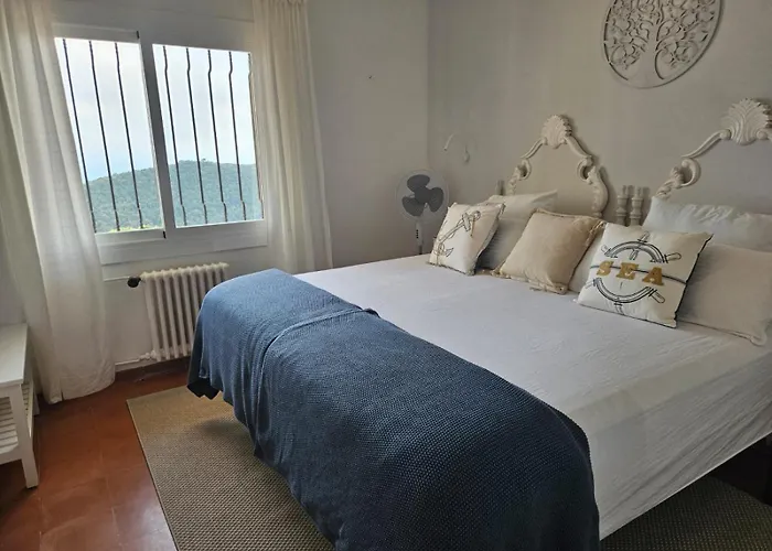 Bed and breakfast La Roqueta 4*